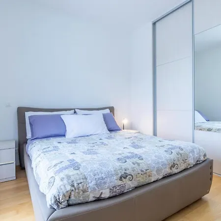 Stunning In W/ Wifi And 4 Bedrooms *
