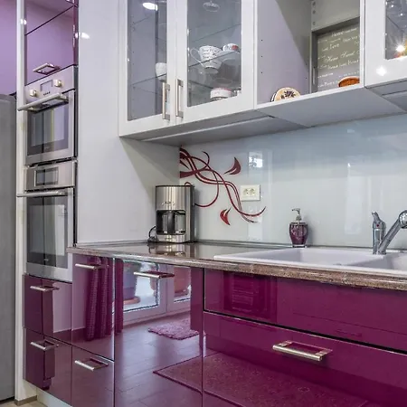 Stunning In W/ Wifi And 4 Bedrooms Apartamento